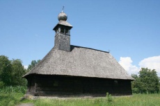 Biserica lemn Batesti.JPG
